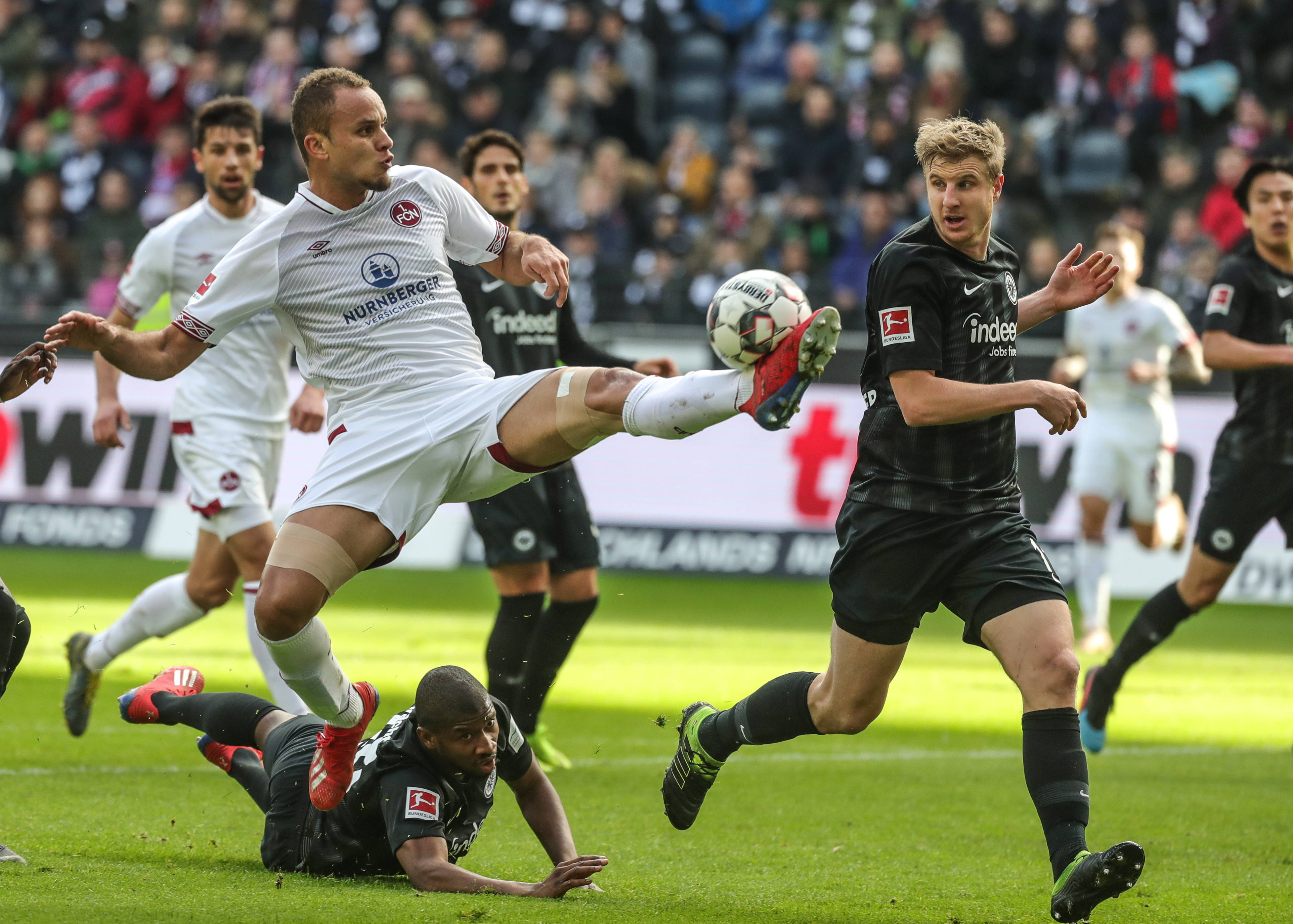 着他们自律 着他们自律