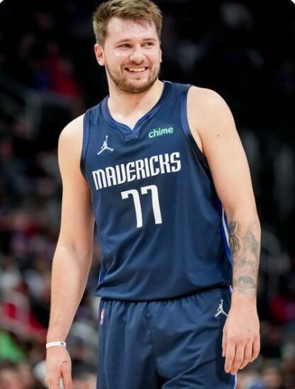 多个层面实 多个层面实