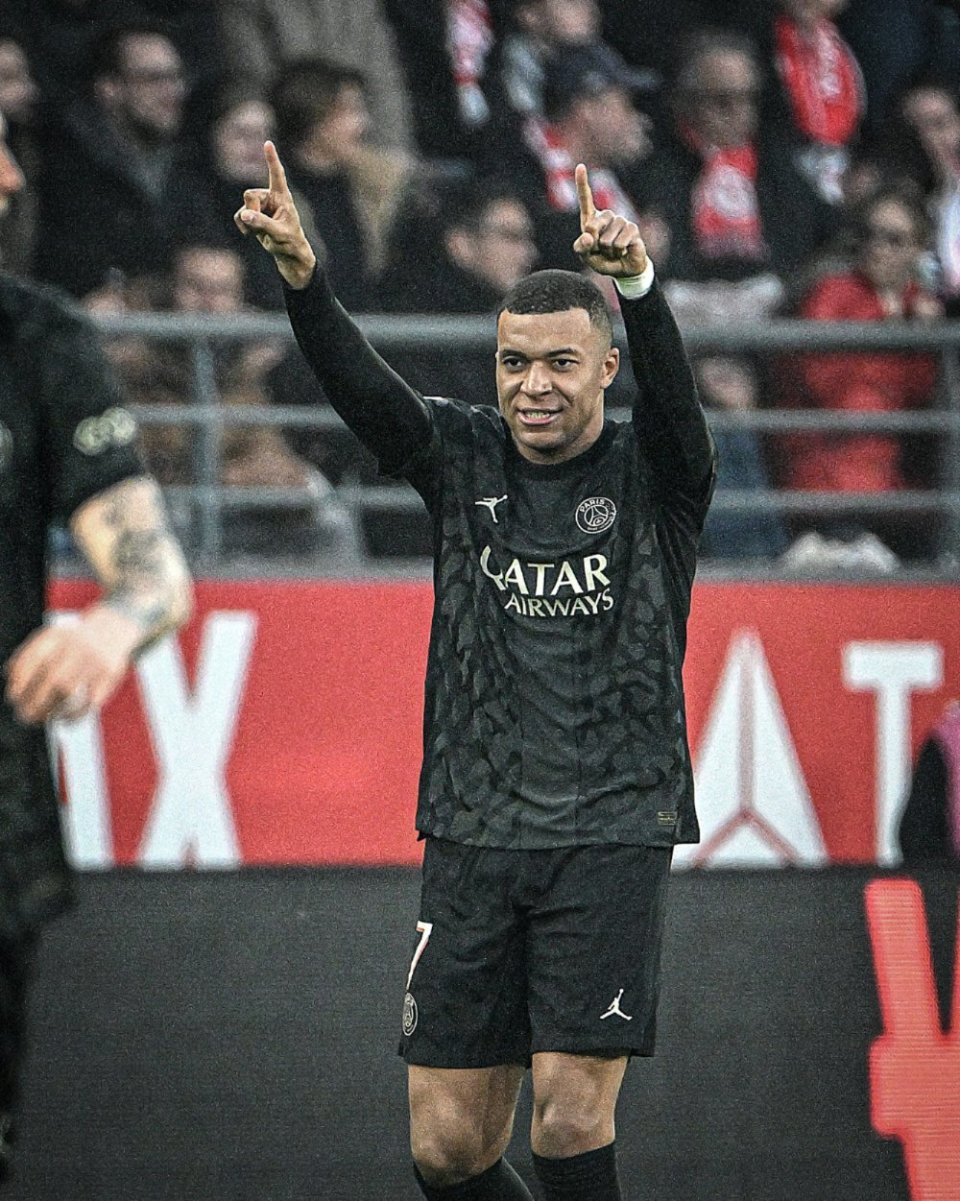 仍在书写 仍在书写